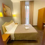 Travellers Ξενοδοχείο 2*