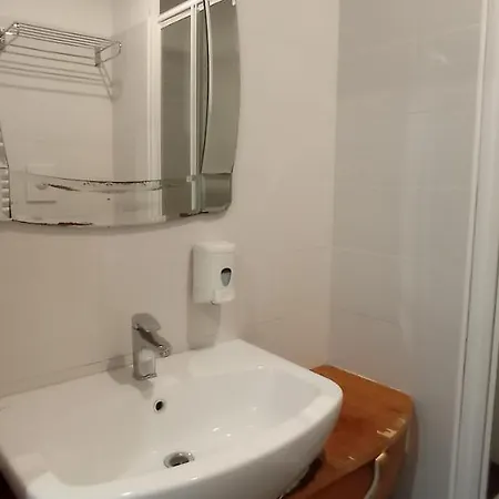 فندق Travellers روما