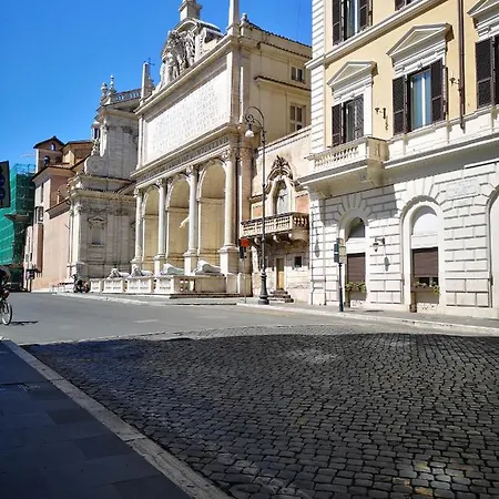 Szálloda Travellers Róma